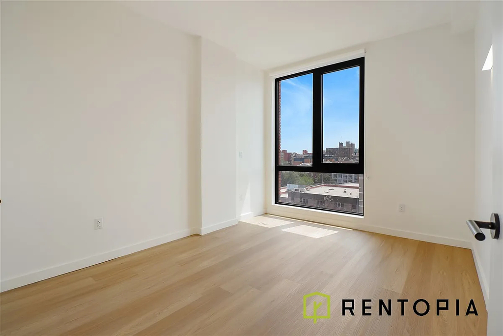 1010 Pacific Street - Photo 4