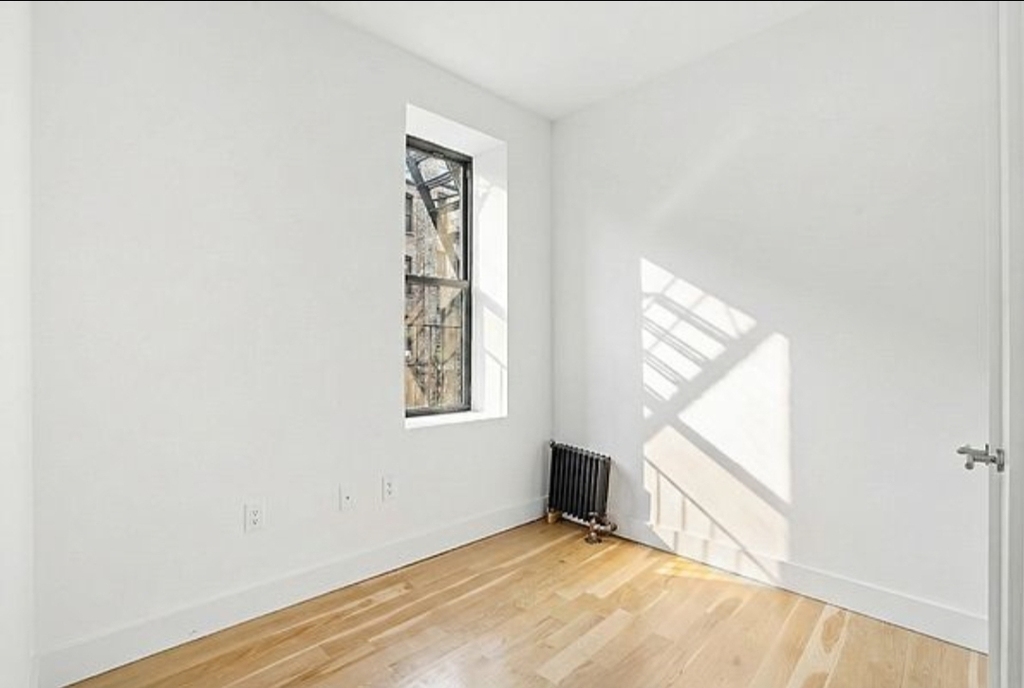 605 West 137th Street - Photo 3