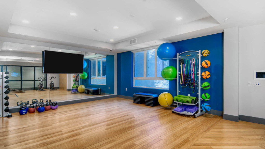 5560 Lexington Ave - Photo 29