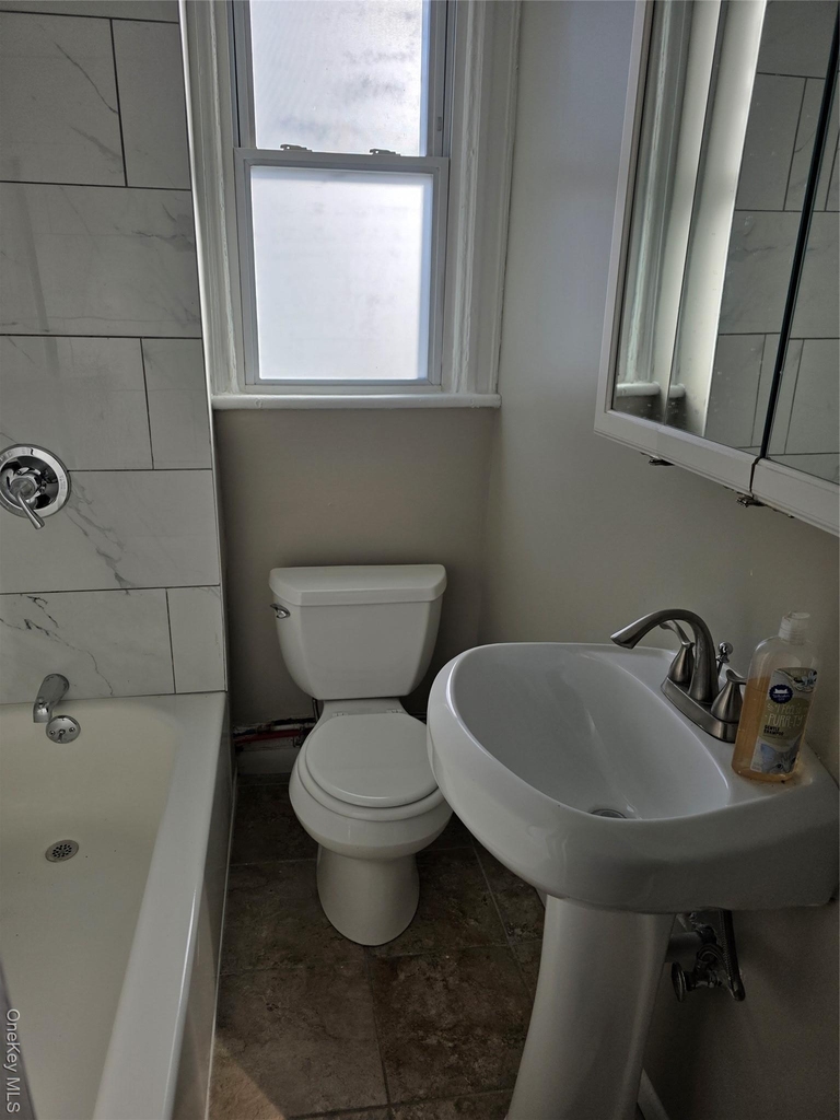 18 Davis Street - Photo 8