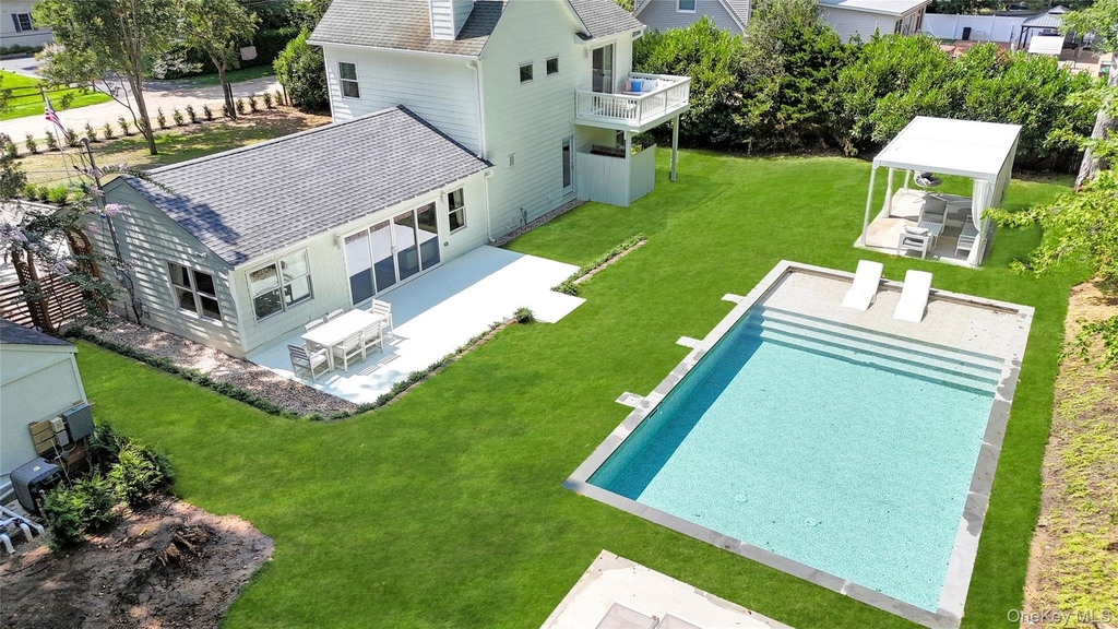 9 Pine Tree Road - Photo 1