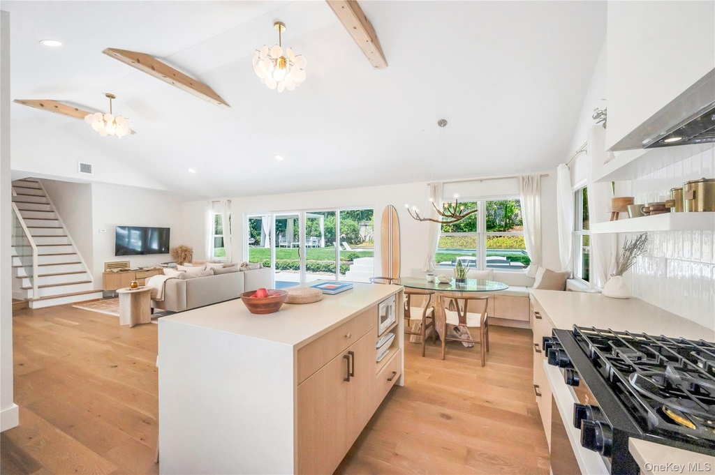 9 Pine Tree Road - Photo 5