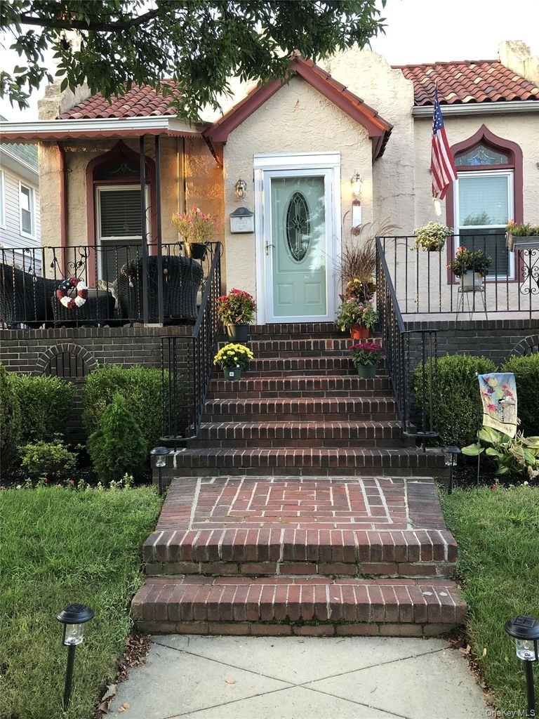 321 W Walnut Street - Photo 12