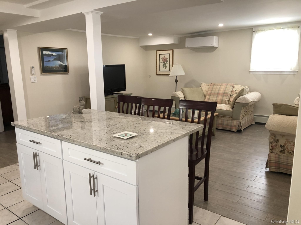 321 W Walnut Street - Photo 1