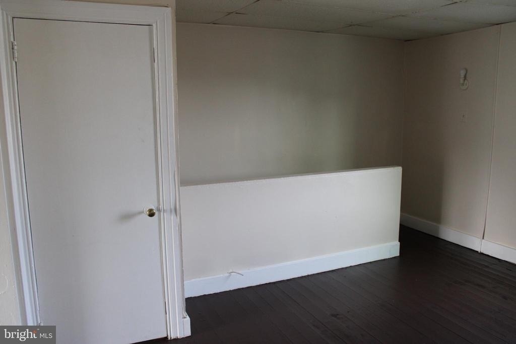 103 W Sixth Avenue - Photo 17