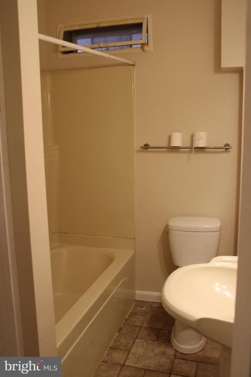 103 W Sixth Avenue - Photo 14