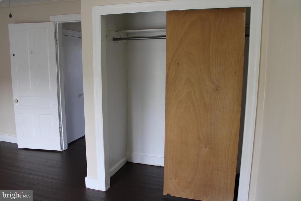 103 W Sixth Avenue - Photo 15