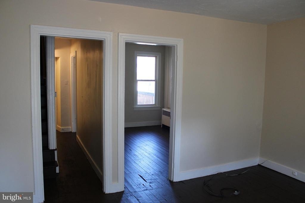 103 W Sixth Avenue - Photo 11