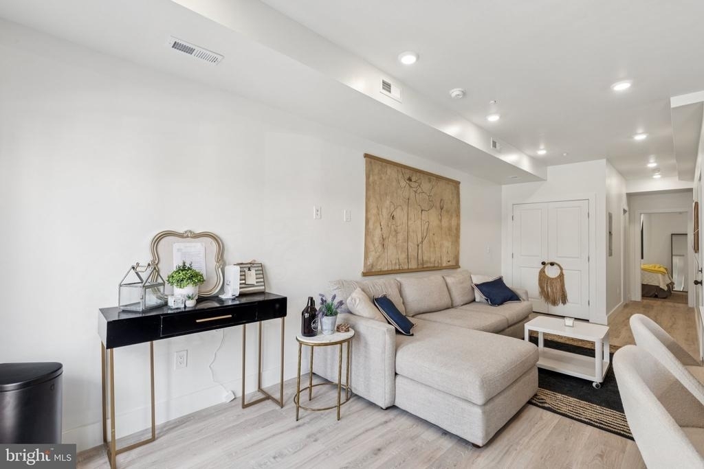 1602 Ridge - Photo 3
