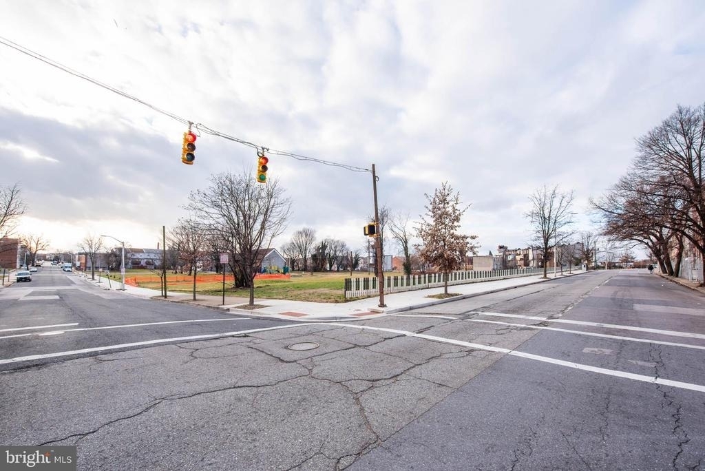 2143 Druid Hill Avenue - Photo 18
