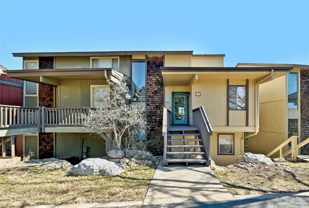 115 Comanche Pt - Photo 3