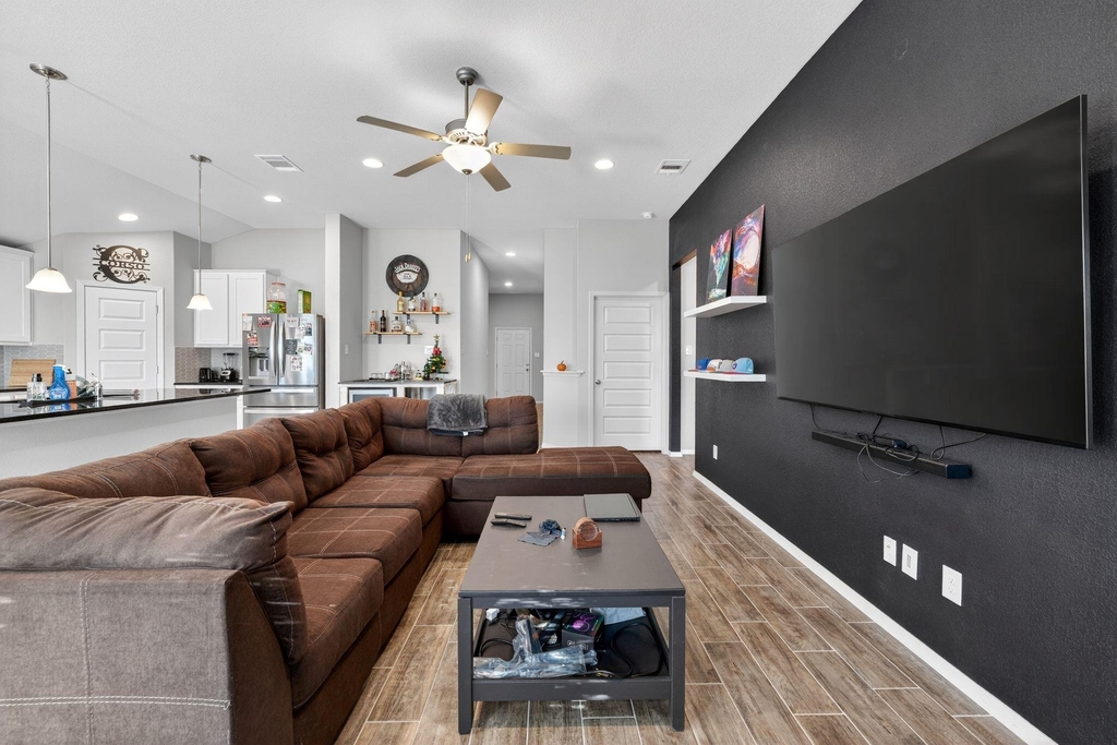 20703 Ridgeview Rd - Photo 13
