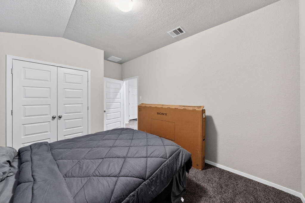 20703 Ridgeview Rd - Photo 18