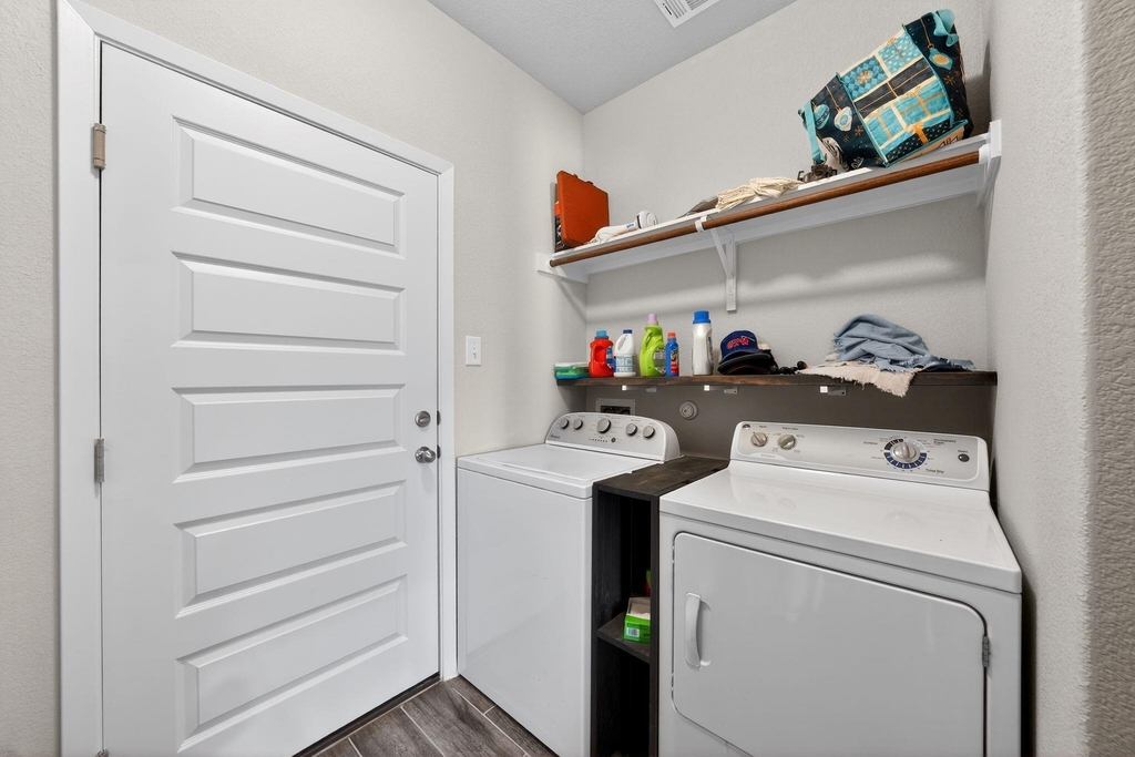 20703 Ridgeview Rd - Photo 29