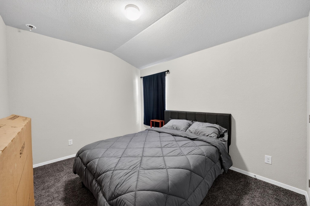 20703 Ridgeview Rd - Photo 19
