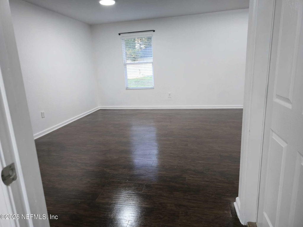 9124 Adams Avenue - Photo 6