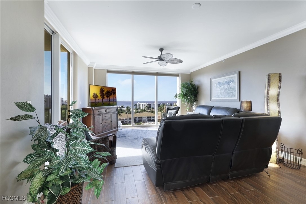 3426 Hancock Bridge Parkway - Photo 4