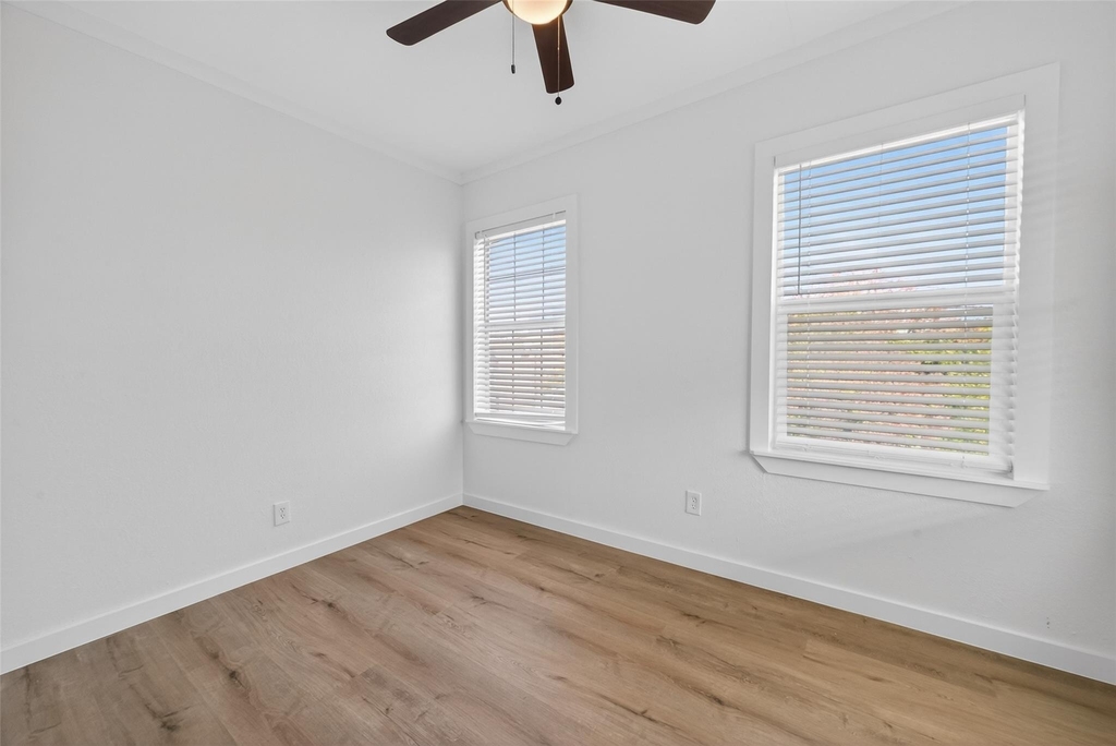 2202 Hutchins Street - Photo 27