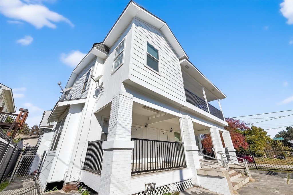 2202 Hutchins Street - Photo 37