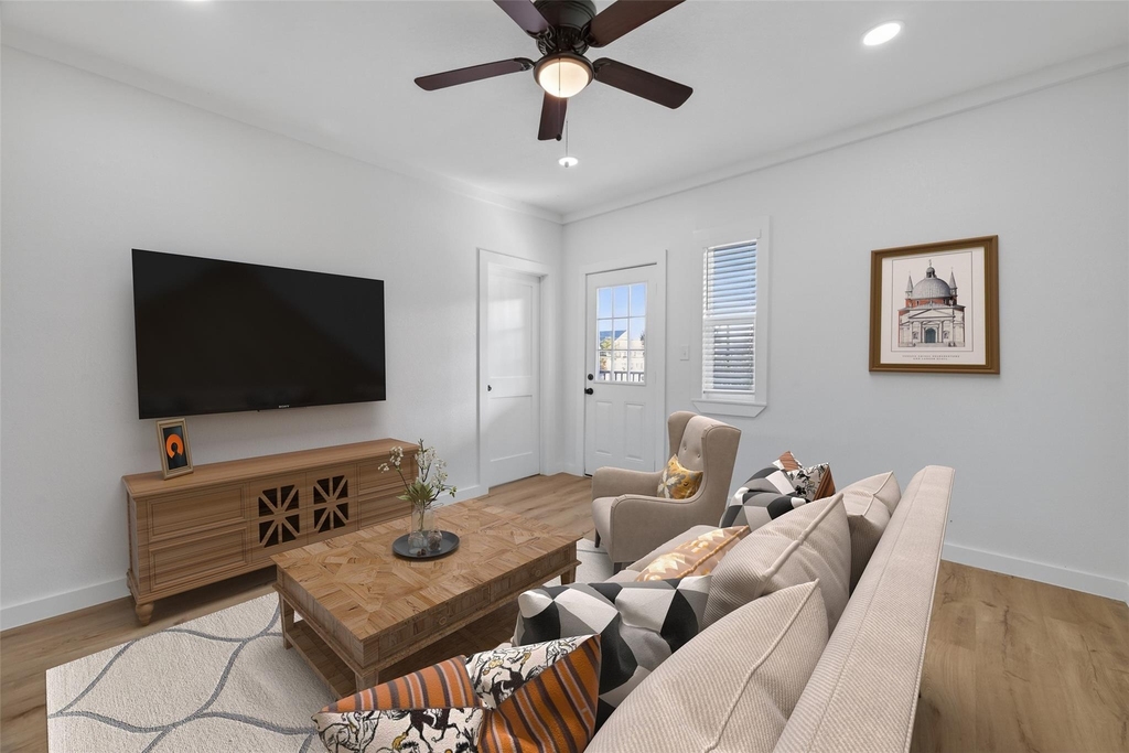 2202 Hutchins Street - Photo 16