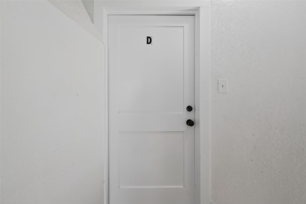 2202 Hutchins Street - Photo 6
