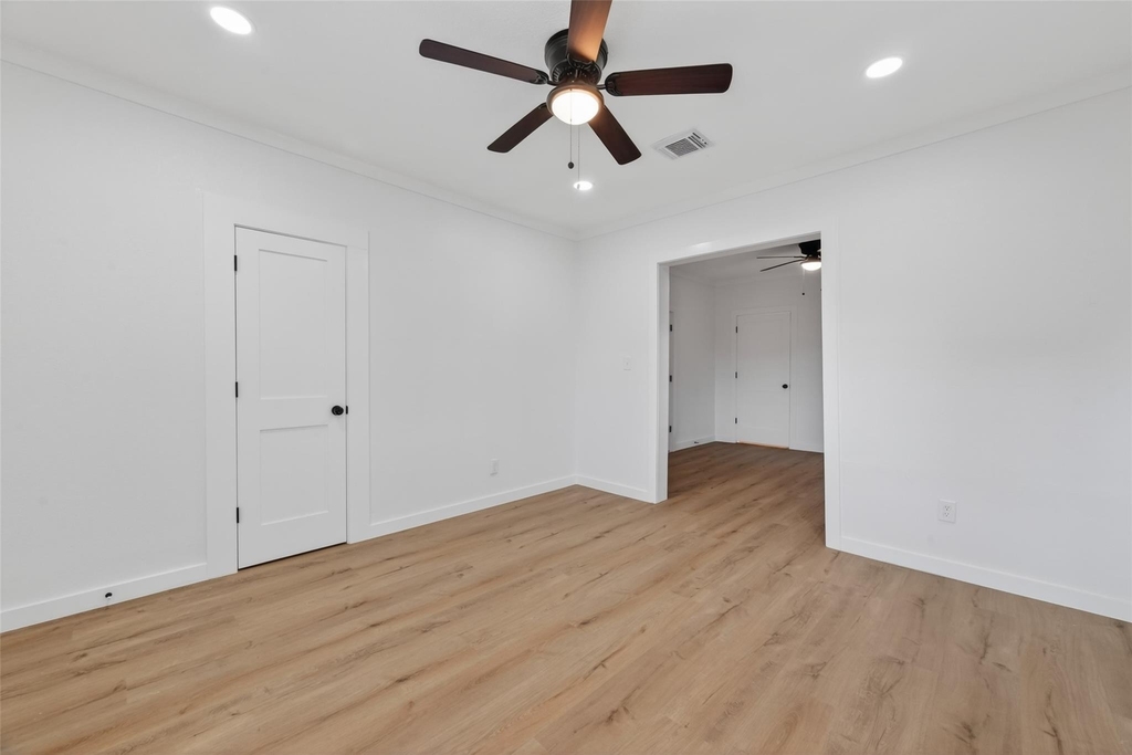 2202 Hutchins Street - Photo 19