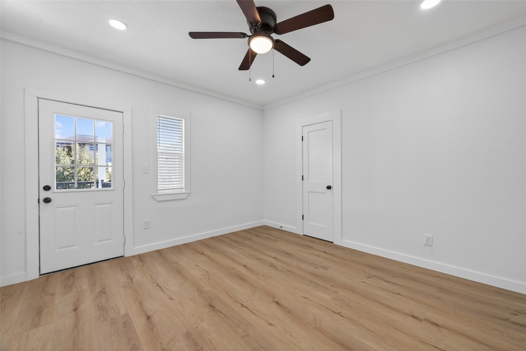 2202 Hutchins Street - Photo 21