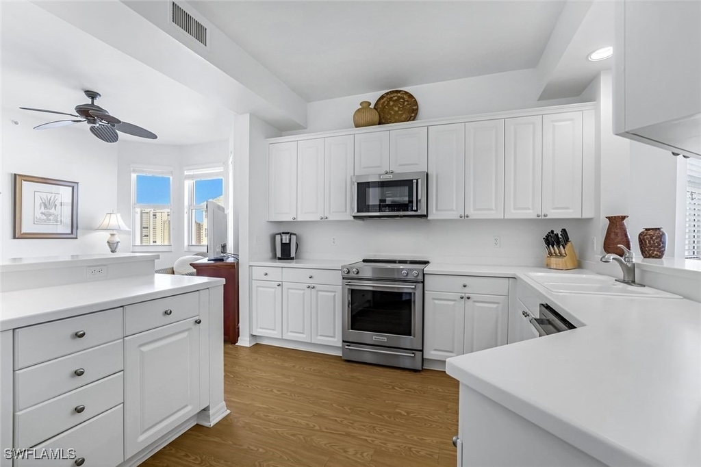 410 Flagship Drive - Photo 4
