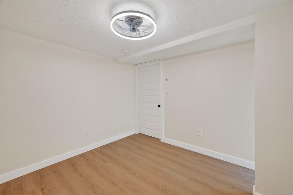 2118 Webster Street - Photo 18