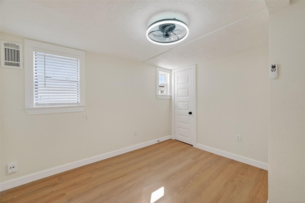 2118 Webster Street - Photo 20