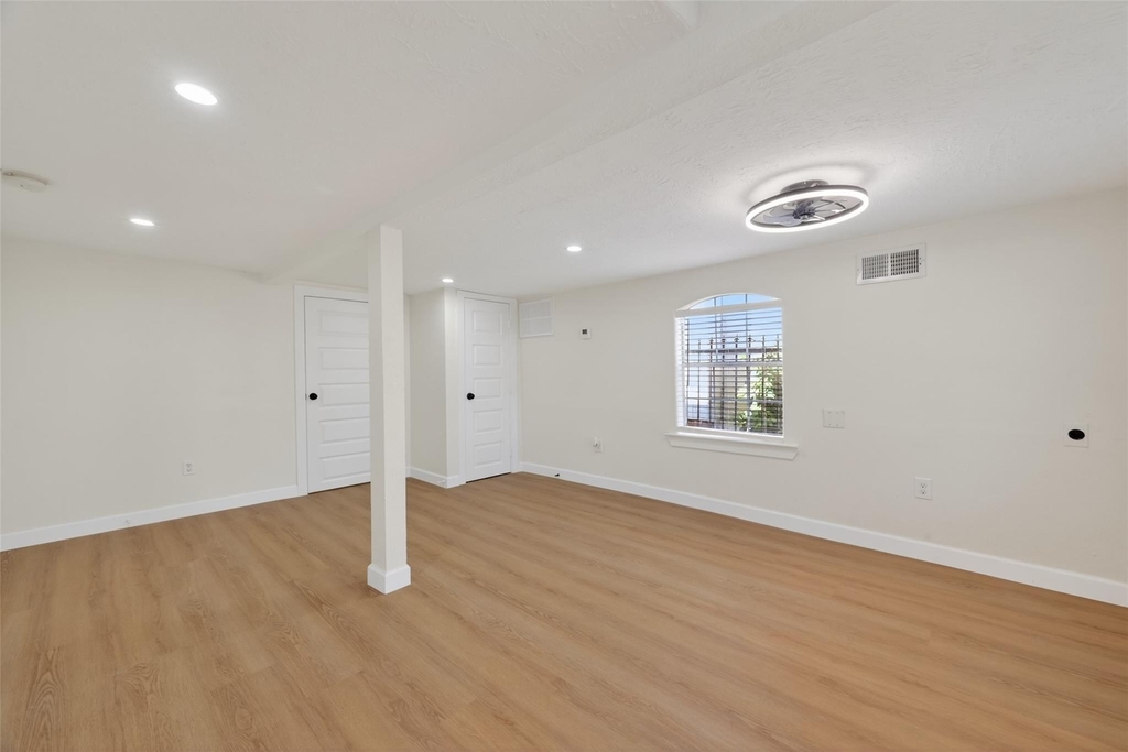 2118 Webster Street - Photo 4