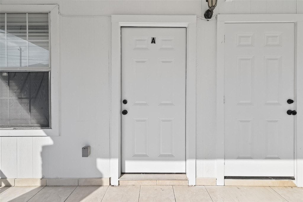 2202 Hutchins Street - Photo 4