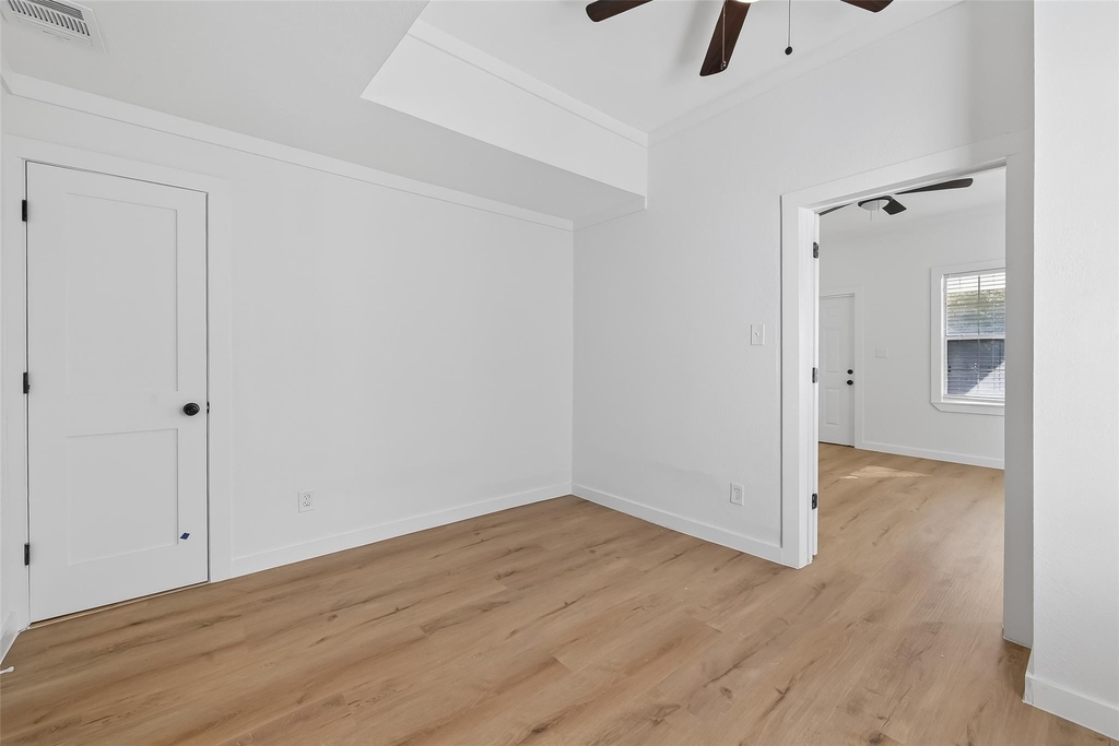 2202 Hutchins Street - Photo 18