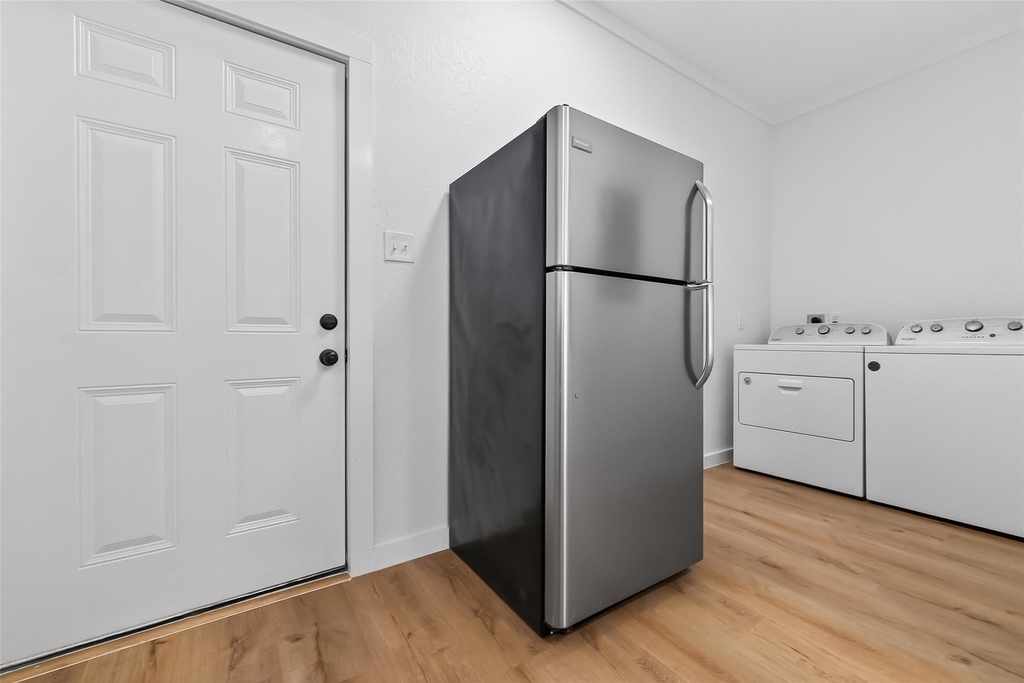 2202 Hutchins Street - Photo 15