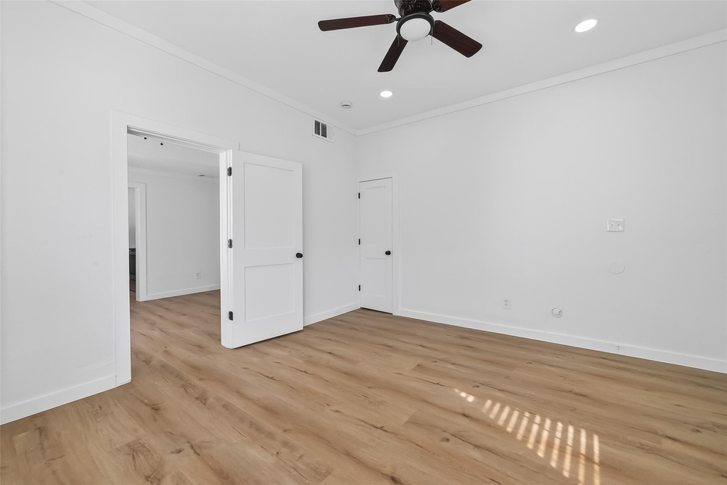 2202 Hutchins Street - Photo 22