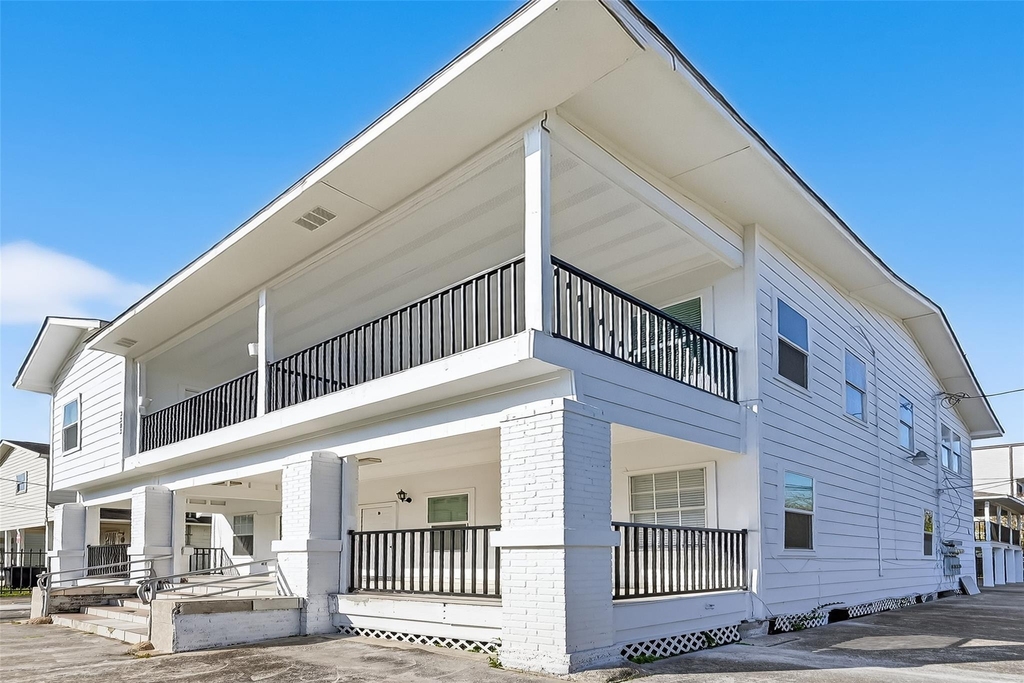 2202 Hutchins Street - Photo 28