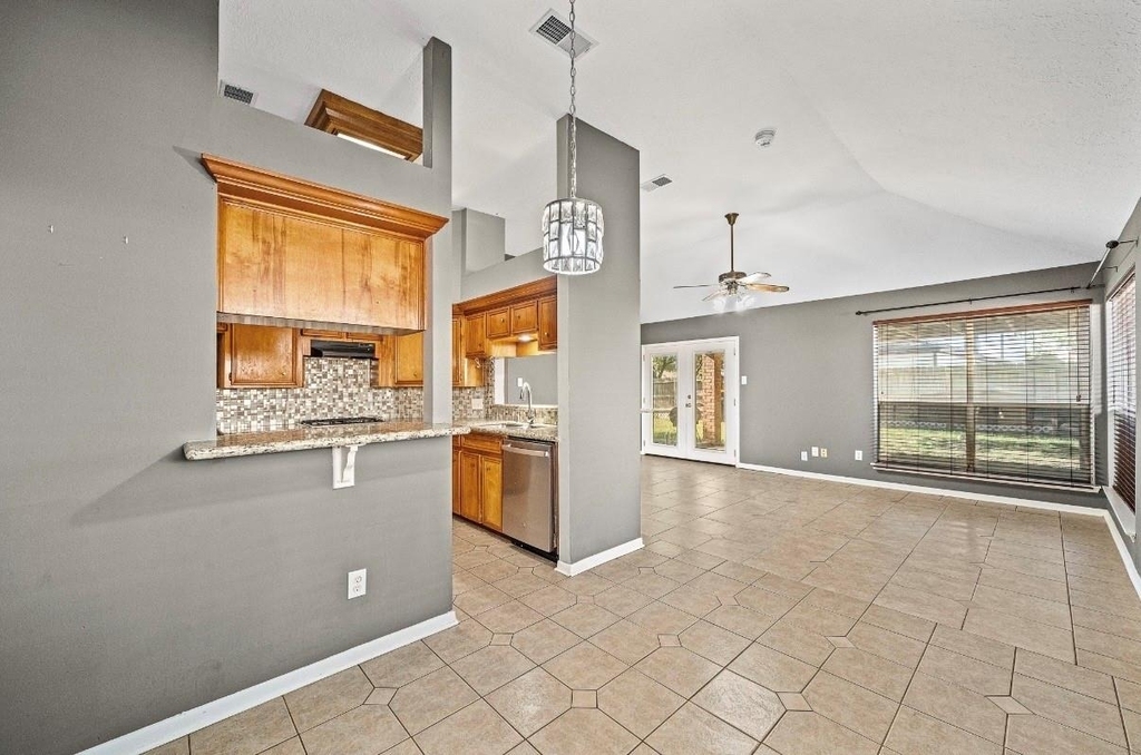 22018 Silver Lode Drive - Photo 11
