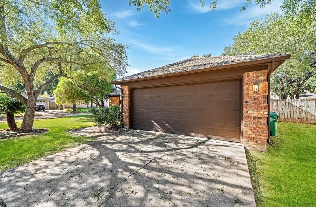 22018 Silver Lode Drive - Photo 0
