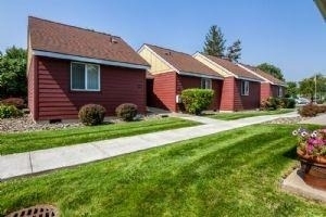 2212 Cove Ave - Photo 2