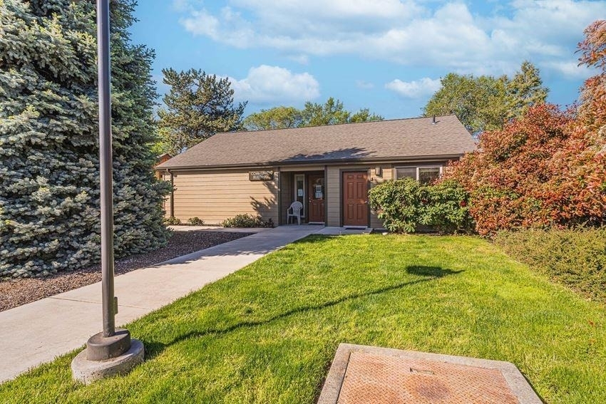 556 G Street - Photo 0