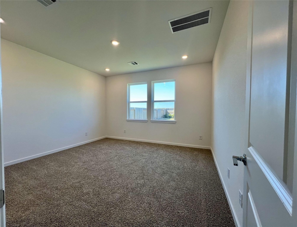21835 Redwood Bluff Trail - Photo 8