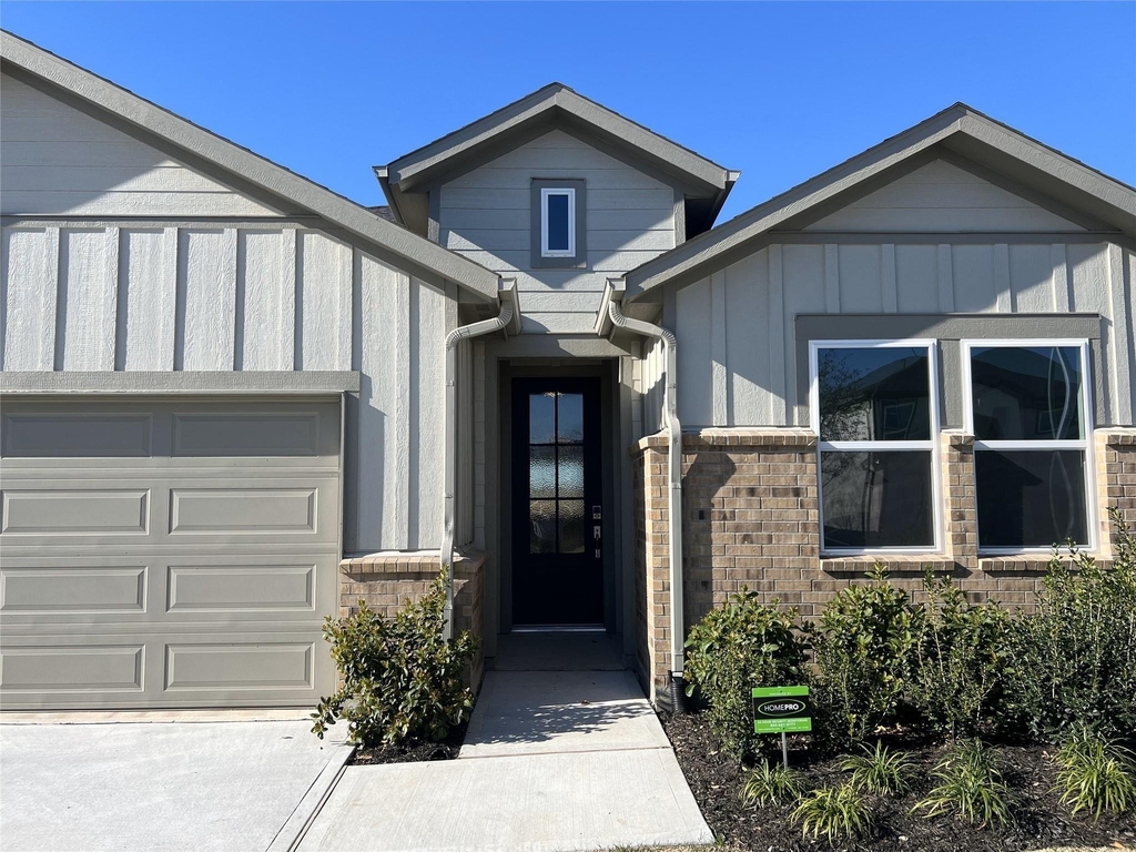 21835 Redwood Bluff Trail - Photo 1