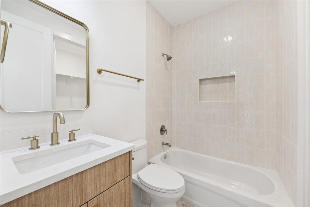 6341 W Montgomery Road - Photo 22