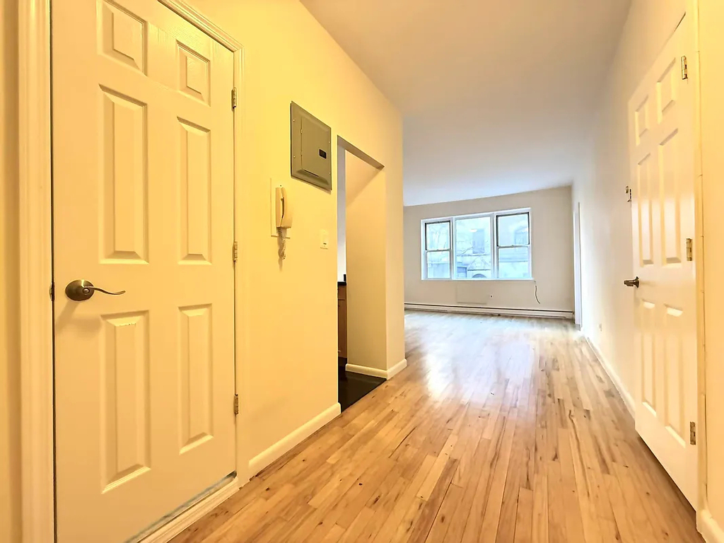 73rd & Columbus Ave - Photo 10