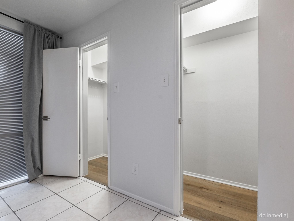 4643 Wild Indigo Street - Photo 7