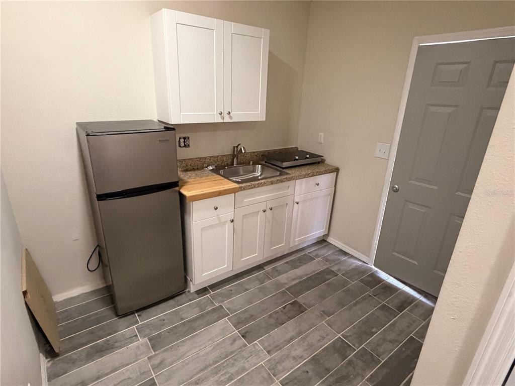 3719 Meadowbreeze Drive - Photo 9