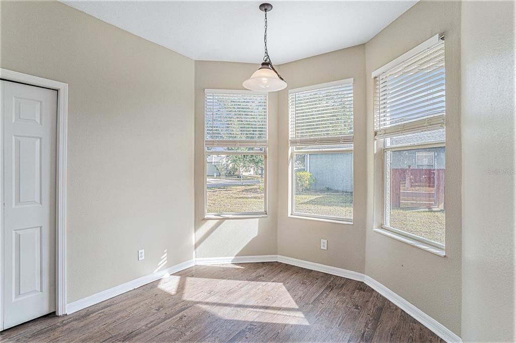 8602 Sandy Plains Drive - Photo 7