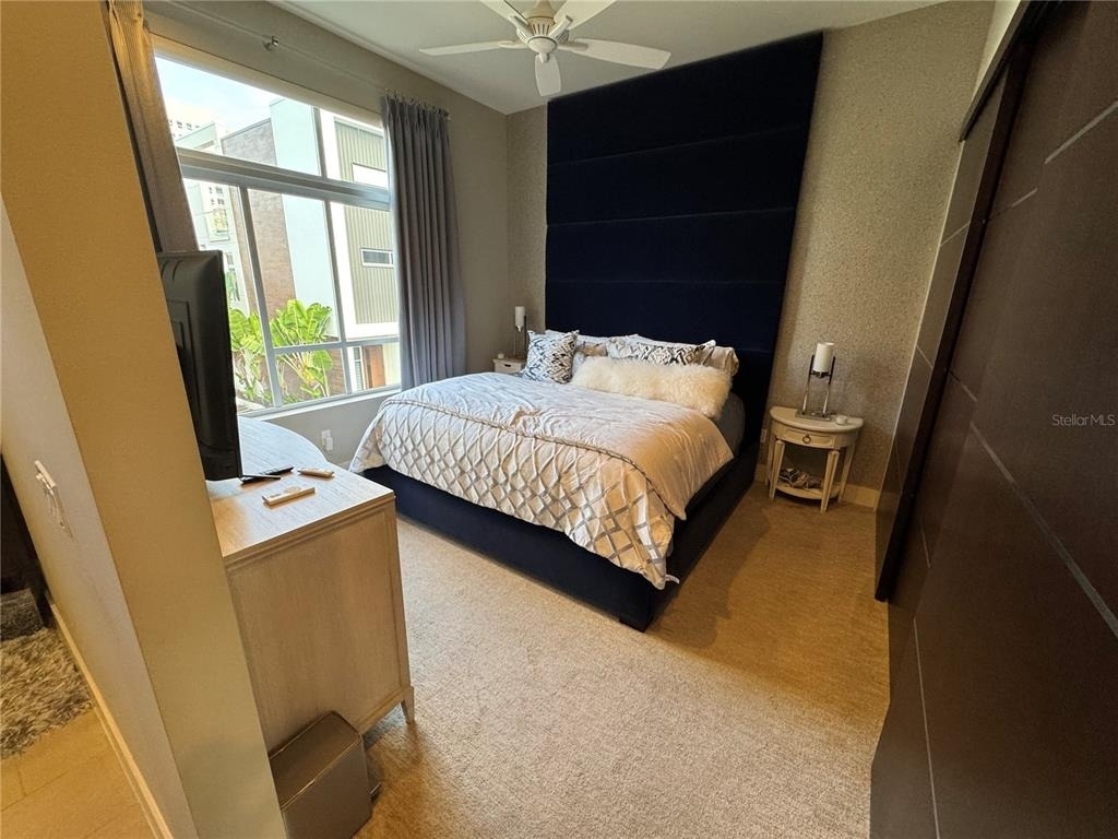 239 Cosmopolitan Court - Photo 15