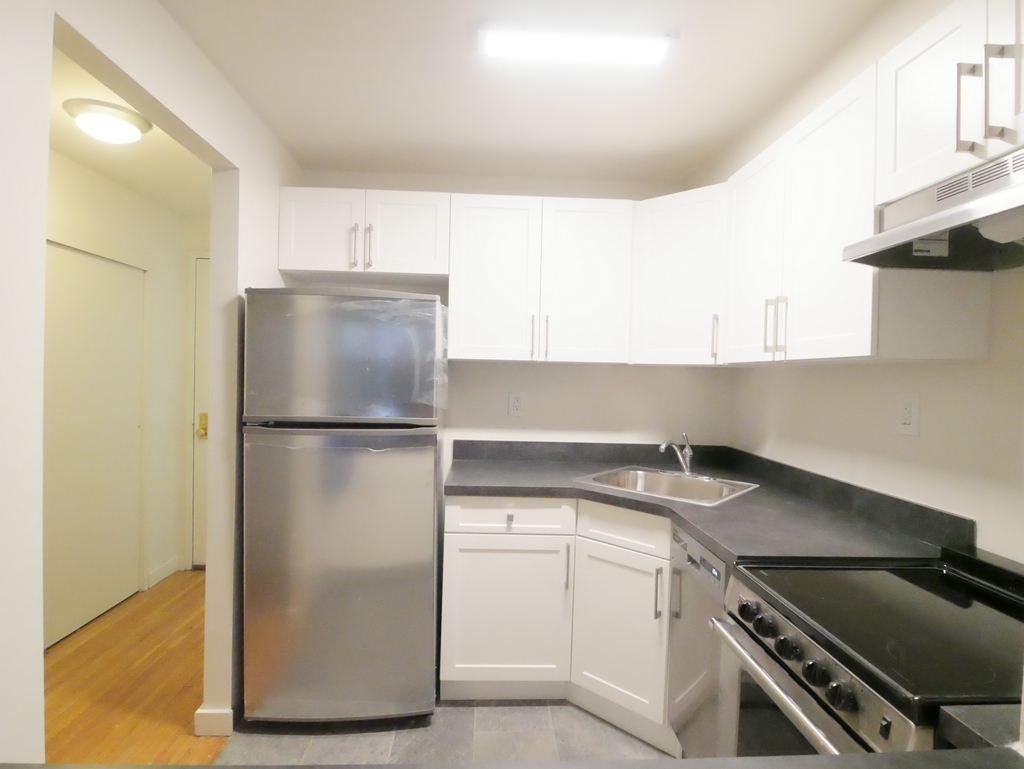 317 East 91st Street - Photo 9