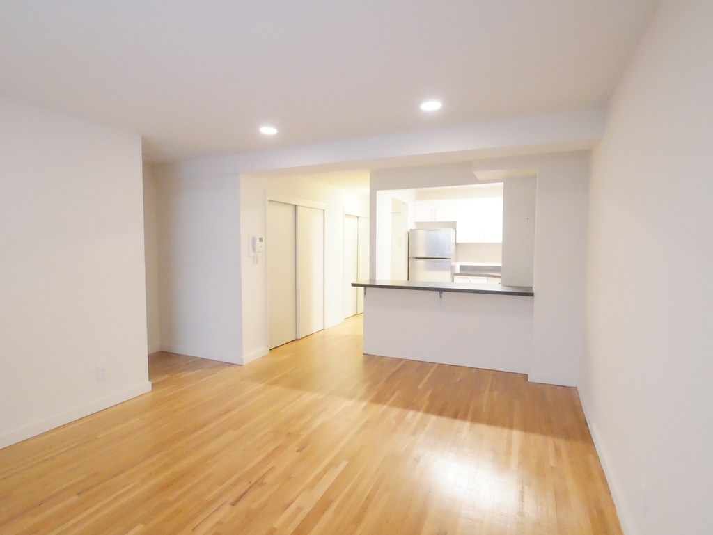 317 East 91st Street - Photo 2